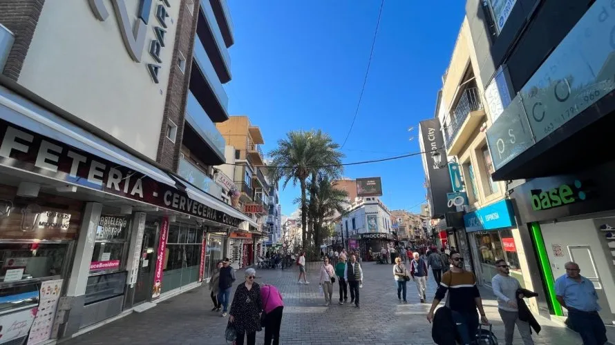 Commercial property de 347m² à Benidorm, Spain No. 536 № 20