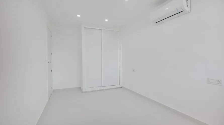 Apartment de 3 chambres à Torrevieja, Spain No. 908 № 25
