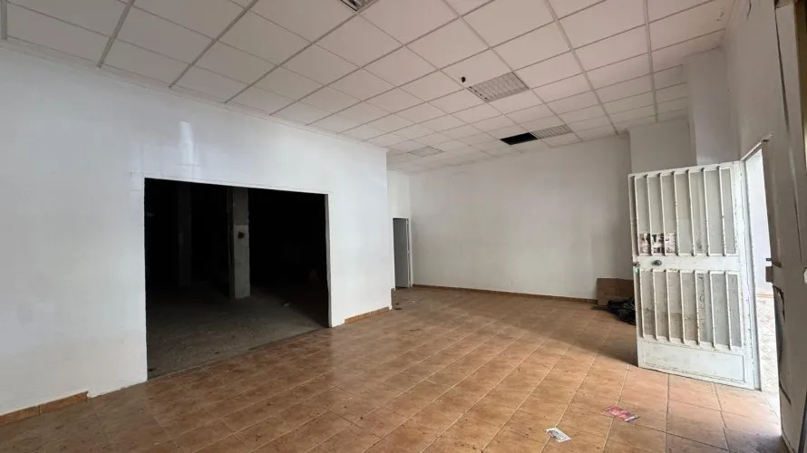 Commercial property de 261m² à Torrevieja, Spain No. 2746 № 12