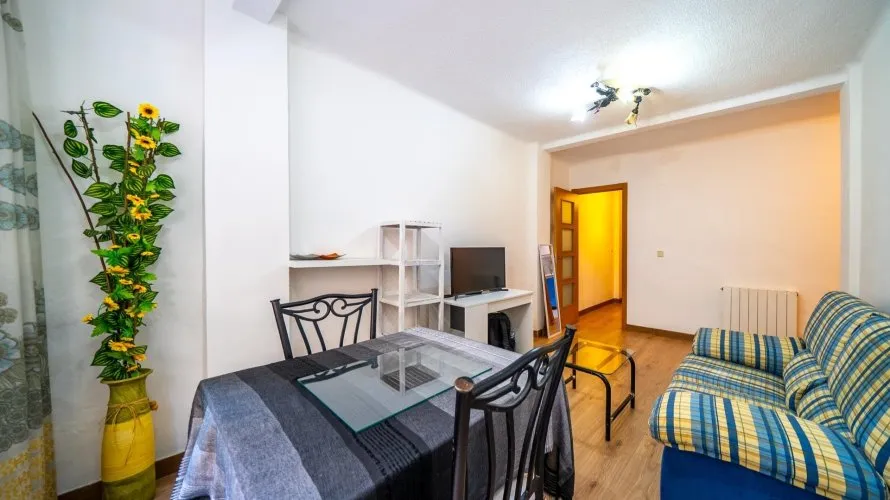 Land plot de 3 chambres à Alcorcon, Spain No. 1389 № 2