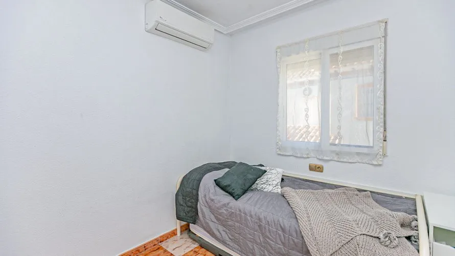 Apartment de 74m² à Playa Flamenca II, Spain No. 1140 № 20
