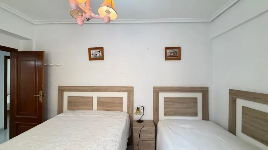 Apartment de 3 chambres à Torrevieja, Spain No. 2968