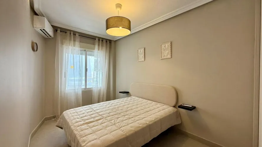 Apartment de 2 chambres à Torrevieja, Spain No. 1489 № 14