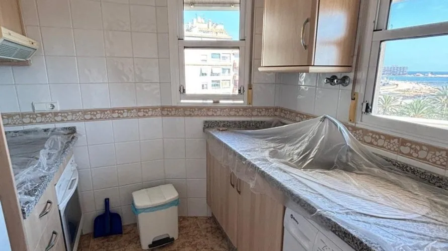 Apartment de 1 chambre à Torrevieja, Spain No. 238 № 4