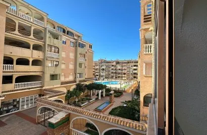 Apartment de 3 chambres à Torrevieja, Spain No. 2836