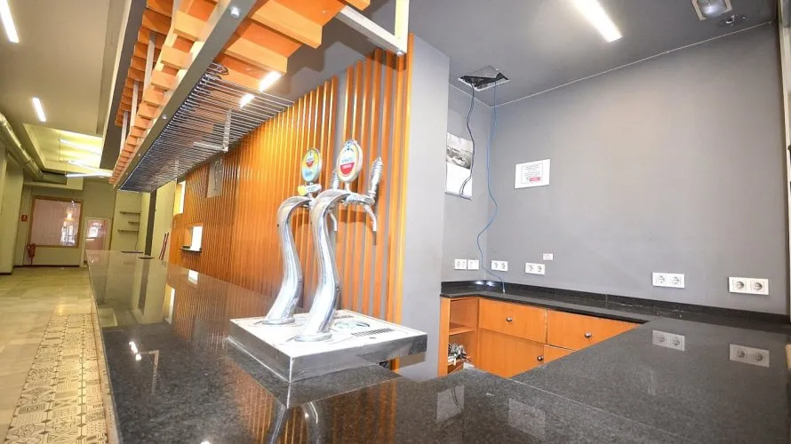 Commercial property de 200m² à Torrevieja, Spain No. 1409 № 11