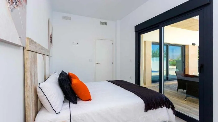 Villa de 3 chambres à Daya Nueva, Spain No. 285 № 9