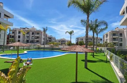 Apartment de 2 chambres à Villamartin, Spain No. 575