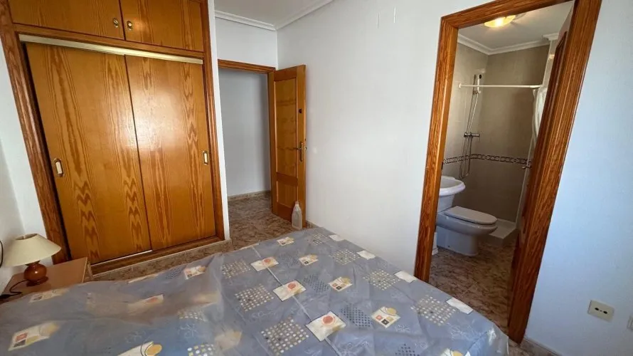 Apartment de 1 chambre à Torrevieja, Spain No. 238