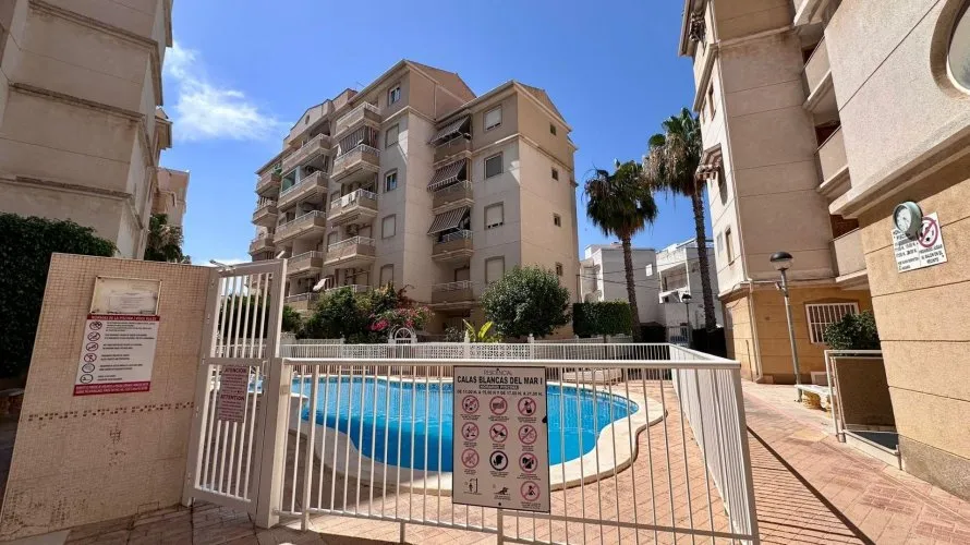 Apartment de 2 chambres à Torrevieja, Spain No. 1500 № 26