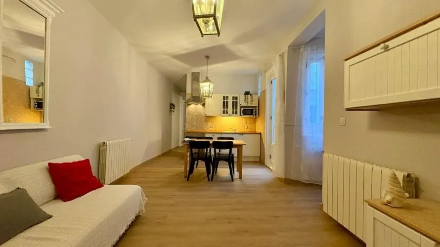 Apartment de 2 chambres à Madrid, Spain No. 1089 № 3