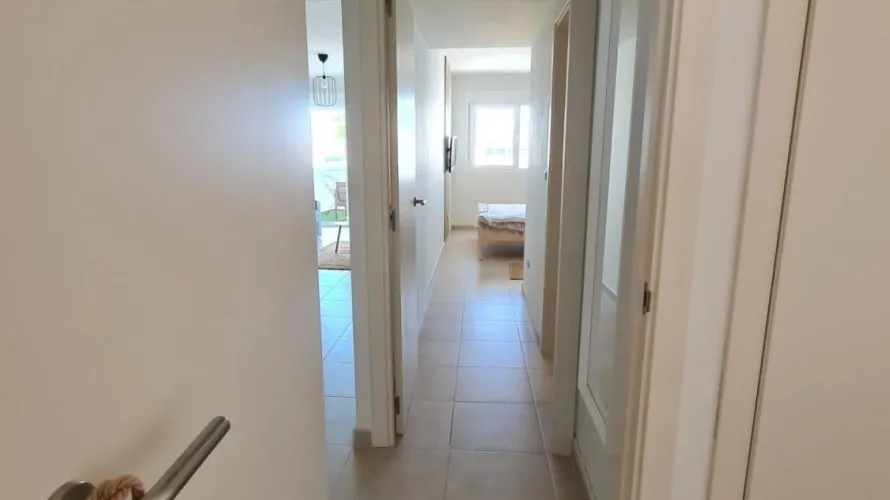 Apartment de 2 chambres à Alicante, Spain No. 1297 № 4
