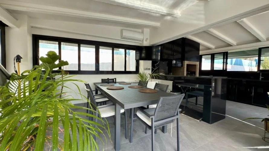 Villa de 5 chambres à San Juan, Spain No. 700 № 9