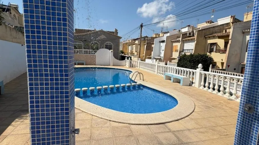 House de 3 chambres à Torrevieja, Spain No. 827 № 19