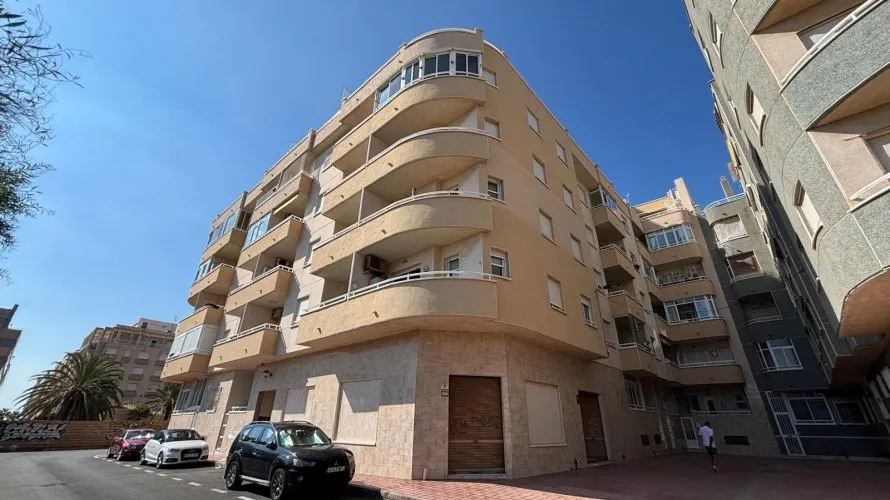 Apartment de 1 chambre à Torrevieja, Spain No. 238 № 28