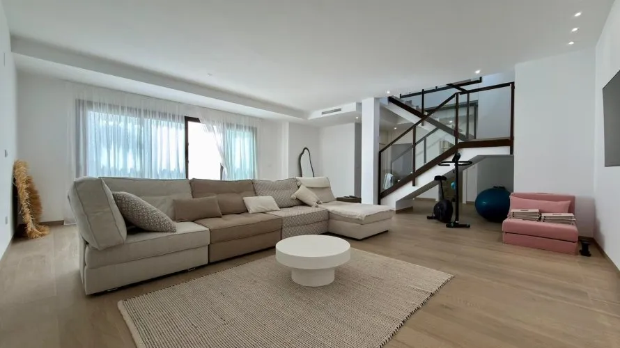 Villa de 5 chambres à Finestrat, Spain No. 1092 № 19