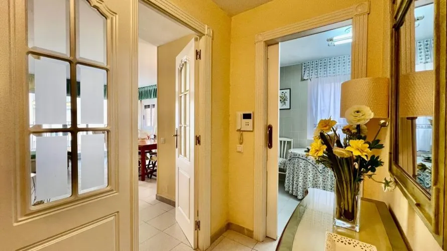 Apartment de 3 chambres à Torrevieja, Spain No. 1050 № 4