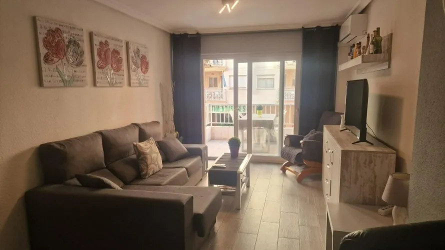 Apartment de 3 chambres à Torrevieja, Spain No. 250 № 1
