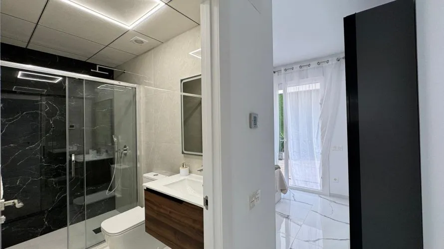 Apartment de 2 chambres à Torrevieja, Spain No. 1450 № 3