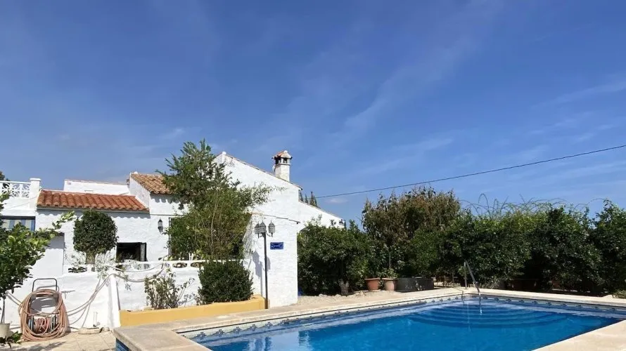 Villa de 4 chambres à L'Alfàs del Pi, Spain No. 469 № 4