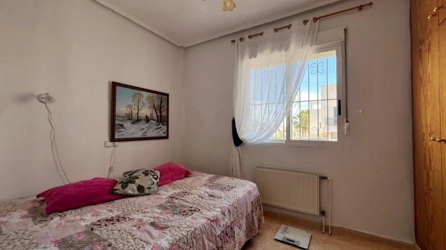 House de 132m² à Torrevieja, Spain No. 947 № 1