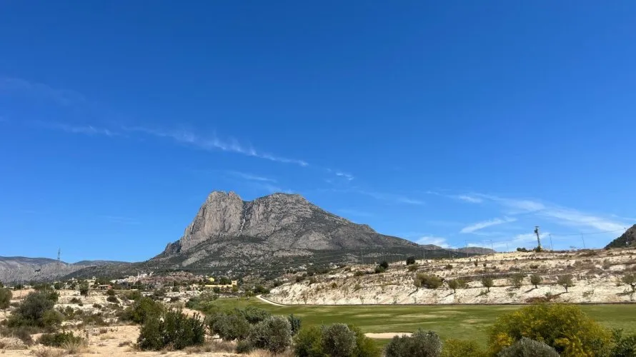 Land plot de à Finestrat, Spain No. 446 № 7