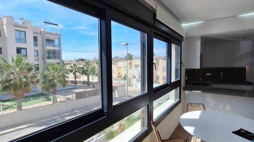 Apartment de 2 chambres à Villamartin, Spain No. 575 № 12