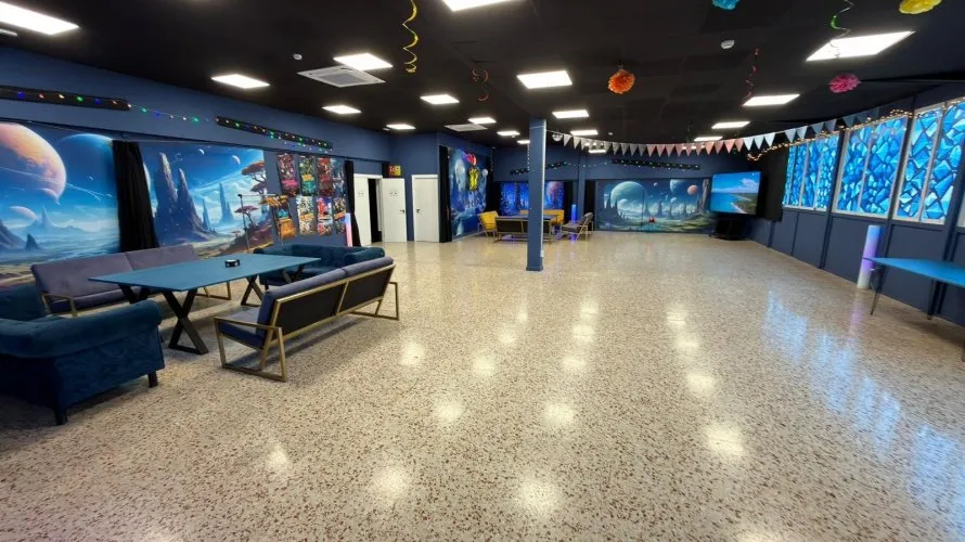 Commercial property de 1300m² à Finestrat, Spain No. 1243 № 17