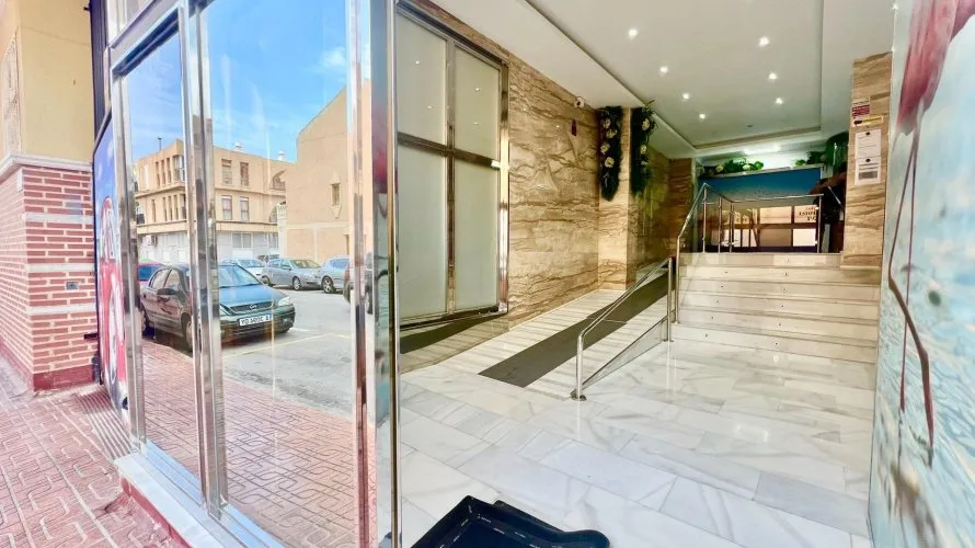 Penthouse de 1 chambre à Torrevieja, Spain No. 2917 № 27