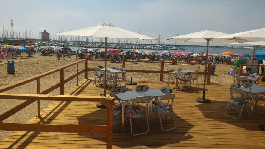 Commercial property de 400m² à Torrevieja, Spain No. 584 № 9