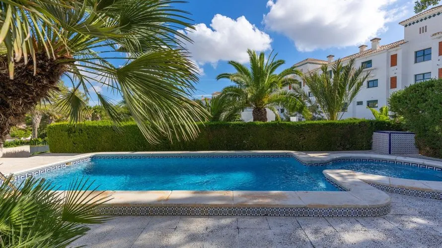 Villa de 5 chambres à Campoamor, Spain No. 1073 № 12