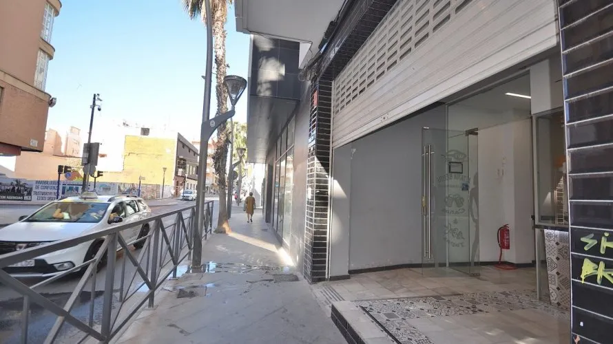 Commercial property de 200m² à Torrevieja, Spain No. 1409 № 3