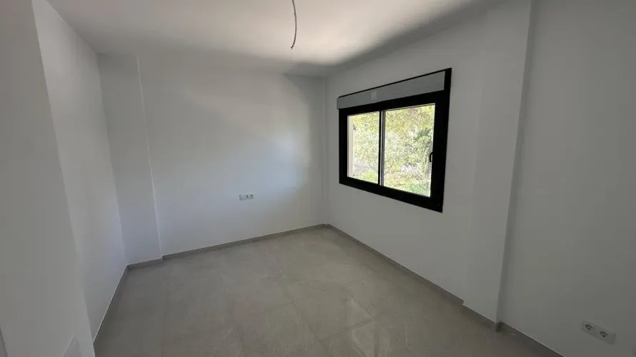 Villa de 5 chambres à San Vicente del Raspeig, Spain No. 1164 № 3