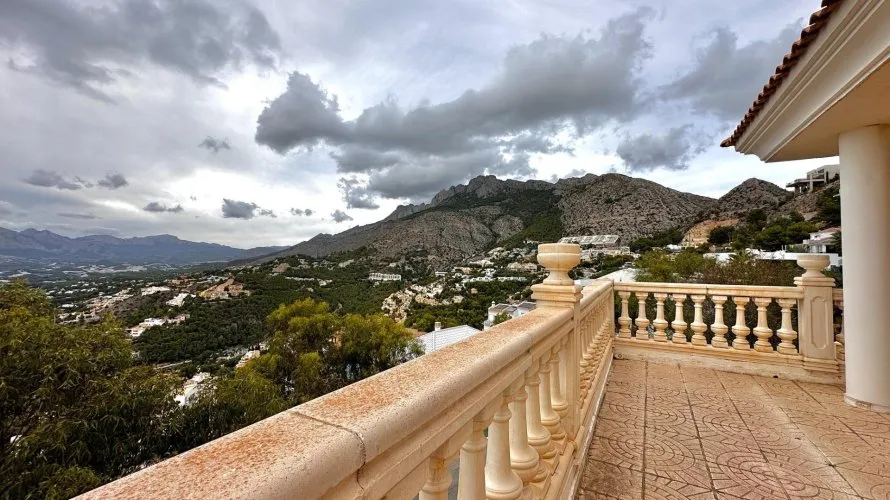 Villa de 5 chambres à Zona Altea Hills, Spain No. 516 № 8