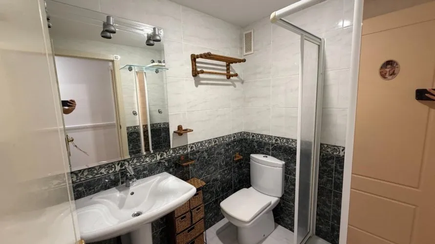 Apartment de 2 chambres à Alicante, Spain No. 911 № 22