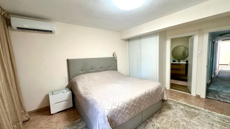 Apartment de 4 chambres à Alicante, Spain No. 1550 № 16