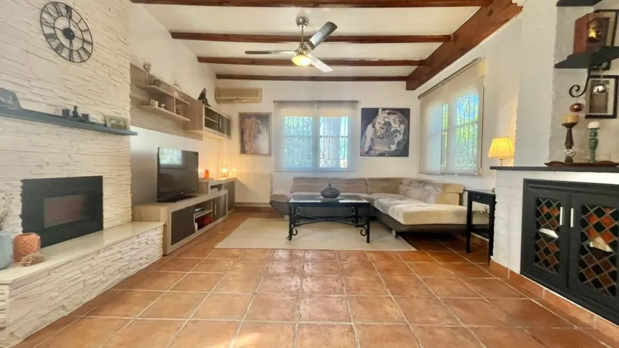 Villa de 3 chambres à Torrevieja, Spain No. 776 № 20