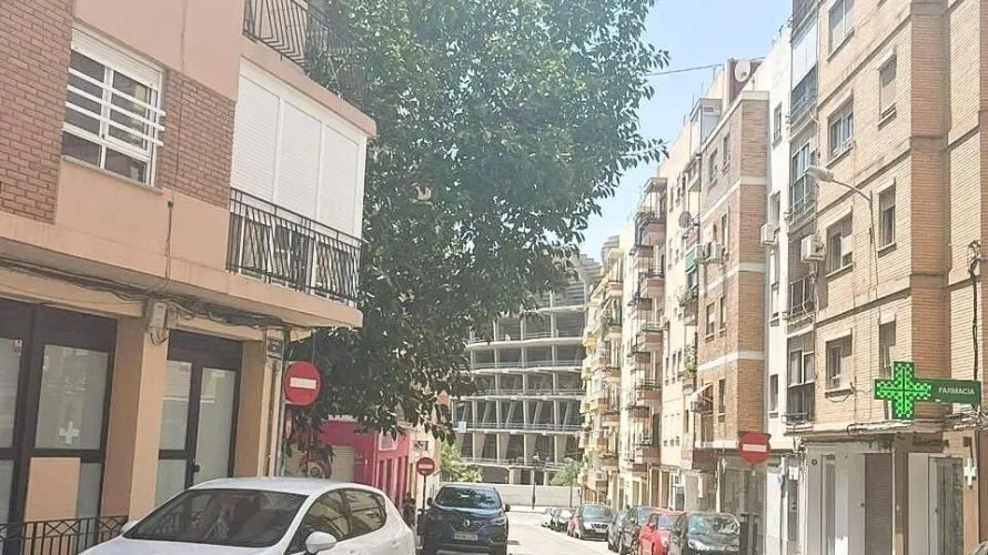 Commercial property de 150m² à Valencia, Spain No. 2776 № 4