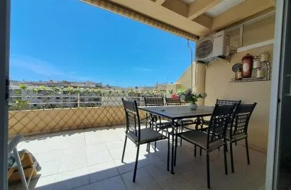 Penthouse de 2 chambres à Torrevieja, Spain No. 1481