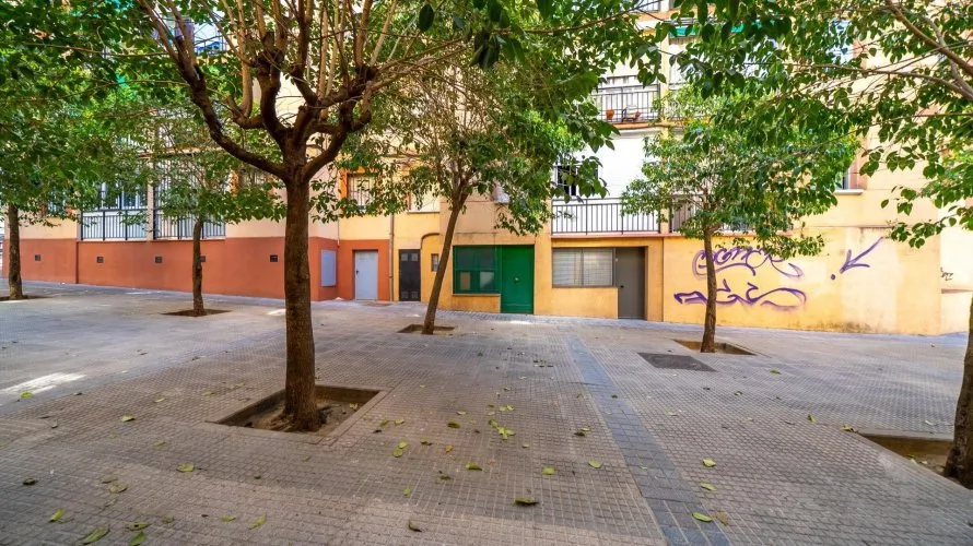 Land plot de 3 chambres à Alcorcon, Spain No. 1389 № 5