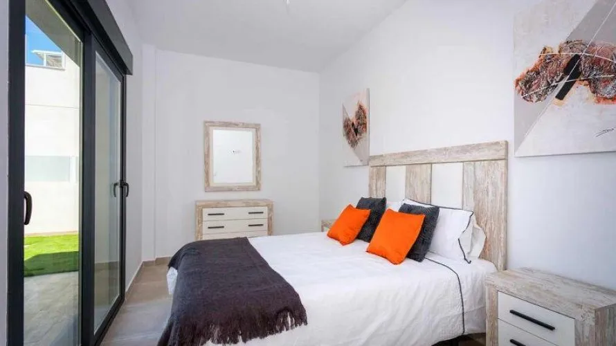 Villa de 3 chambres à Daya Nueva, Spain No. 285 № 7