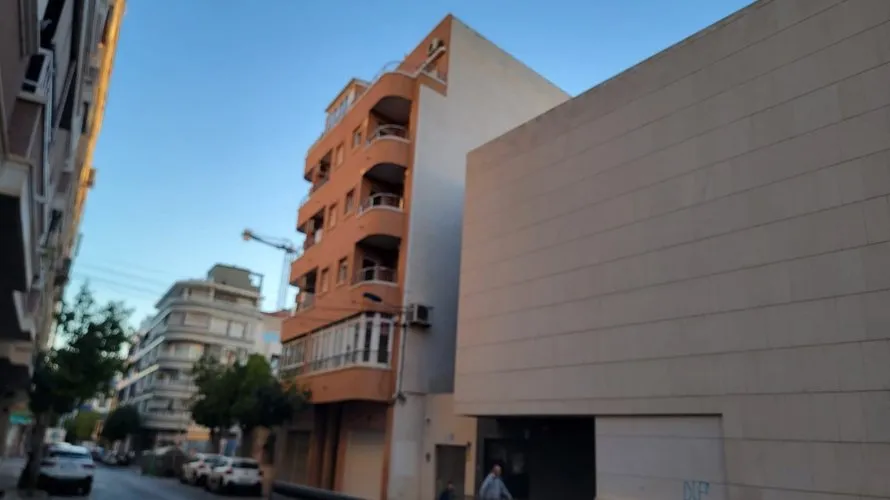 Apartment de 1 chambre à Torrevieja, Spain No. 2803