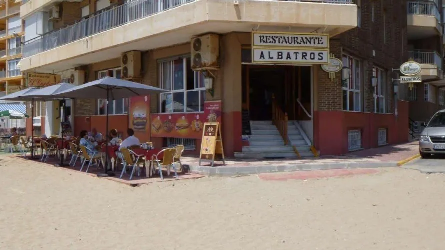 Commercial property de 400m² à Torrevieja, Spain No. 584 № 5