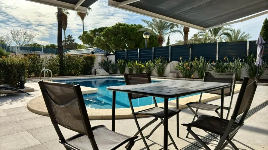 Villa de 5 chambres à San Juan, Spain No. 700 № 12