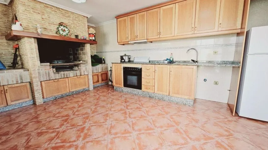 Villa de 5 chambres à Torrevieja, Spain No. 750 № 8