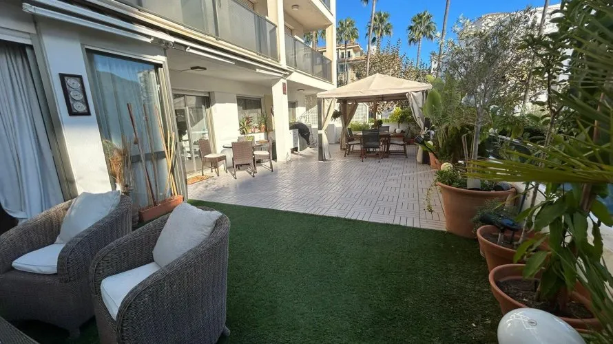 Land plot de 2 chambres à Albir, Spain No. 668 № 23