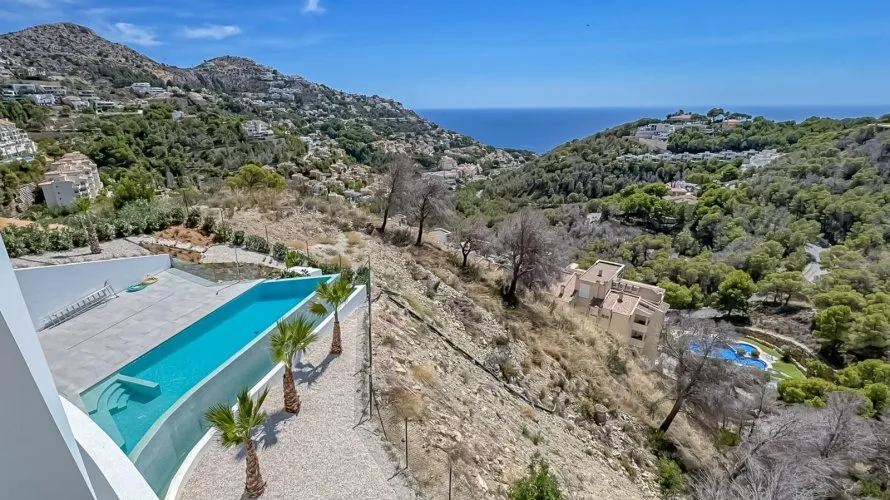 Villa de 4 chambres à Zona Altea Hills, Spain No. 975 № 2
