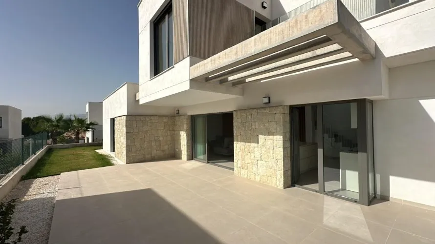 Villa de 4 chambres à Finestrat, Spain No. 718 № 19