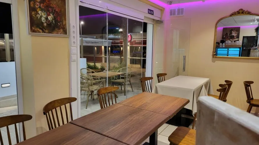 Commercial property de 85m² à Calpe, Spain No. 853