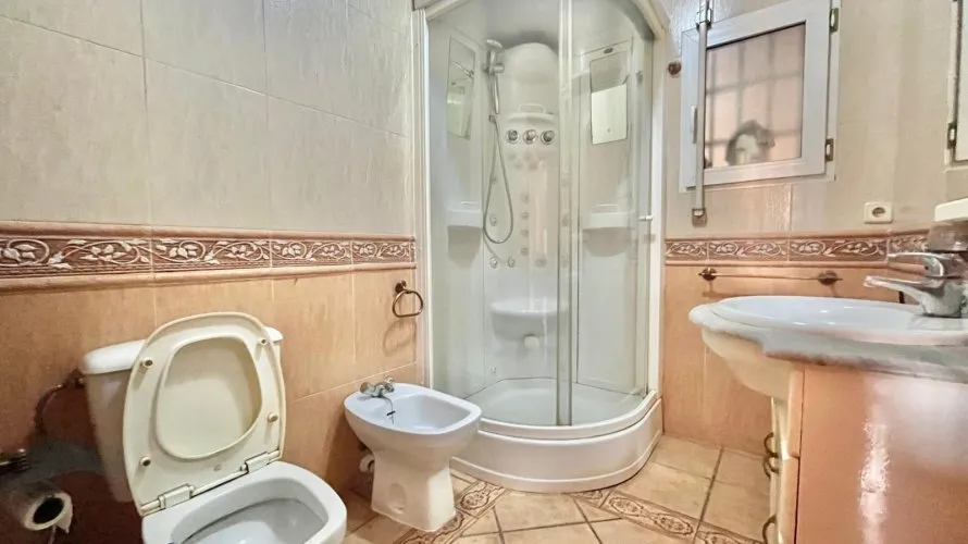 Apartment de 2 chambres à Torrevieja, Spain No. 1114 № 21